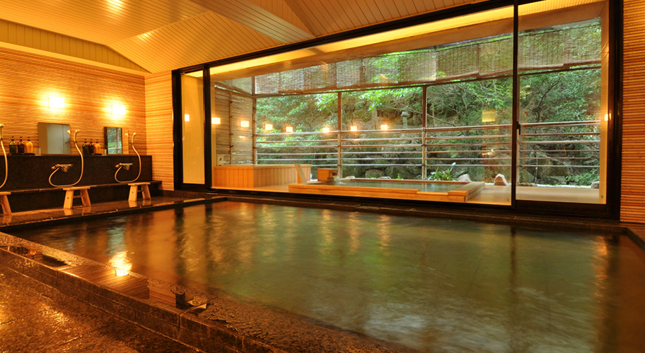 rare hot spring on Miyajima island